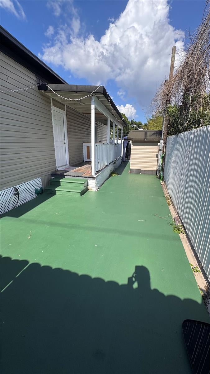 12909 Four Oaks Rd, Tampa, FL 33624