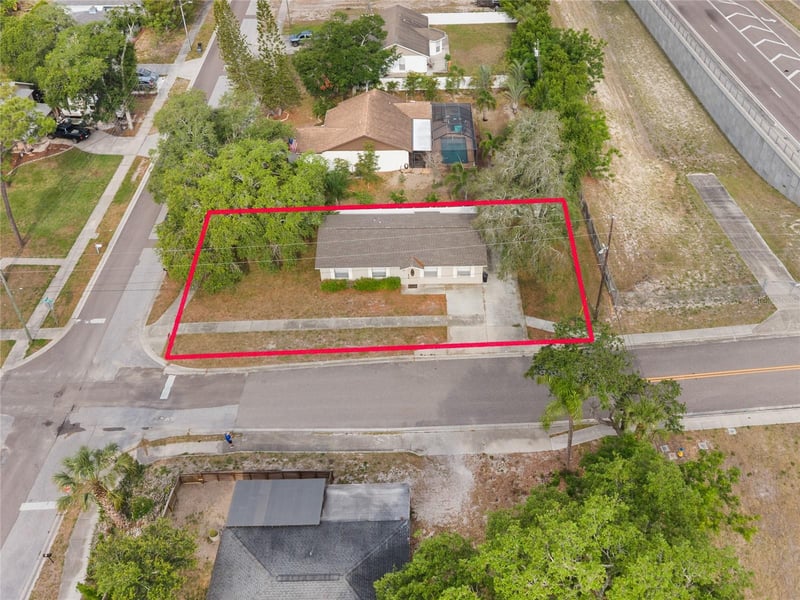 1221 Court St, Tarpon Springs, FL 34689