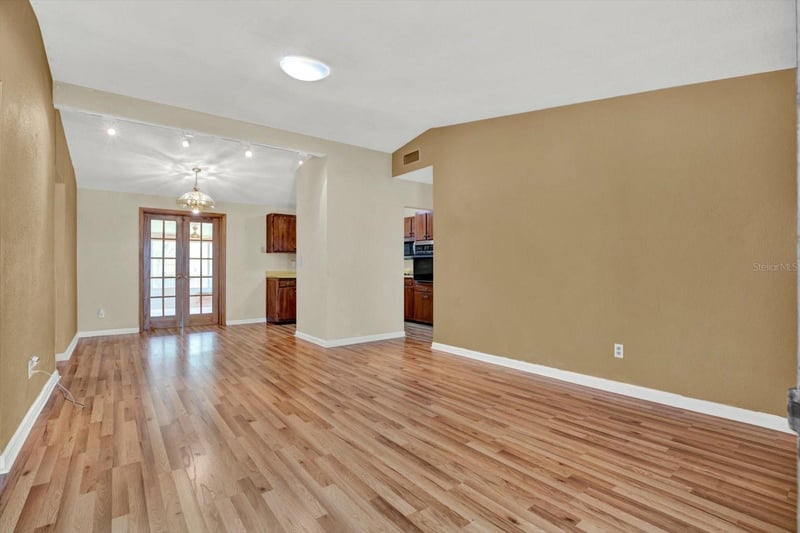 2215 Curtis Dr, Clearwater, FL 33764