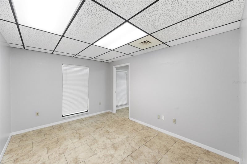 10825 Seminole Blvd #1, Largo, FL 33778