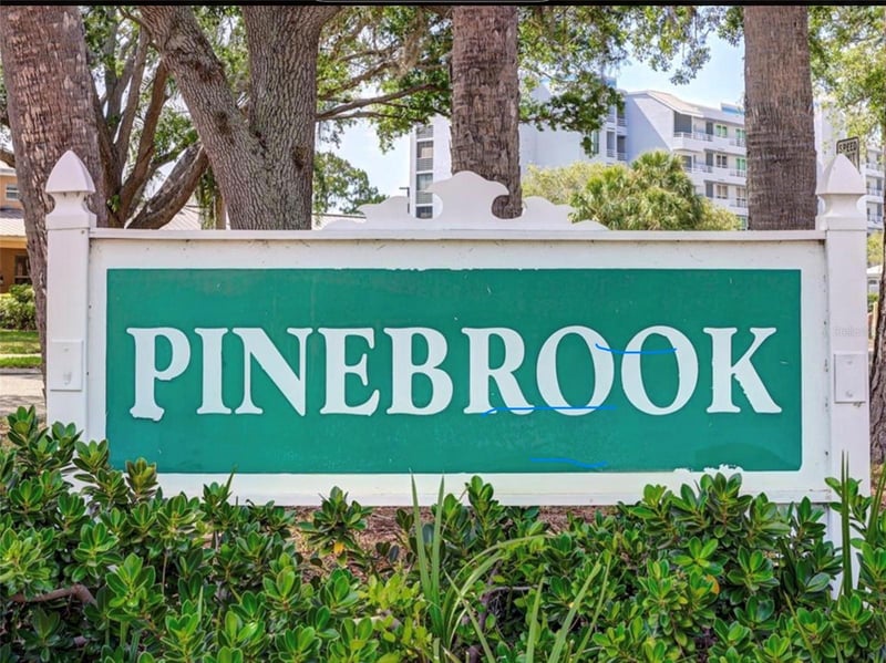 4570 Pinebrook Cir #404, Bradenton, FL 34209