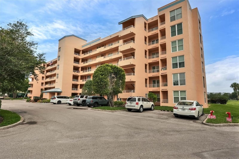 4570 Pinebrook Cir #404, Bradenton, FL 34209