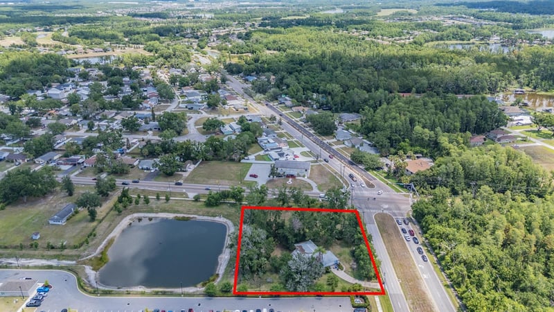 18950 Sunlake Blvd, Lutz, FL 33558
