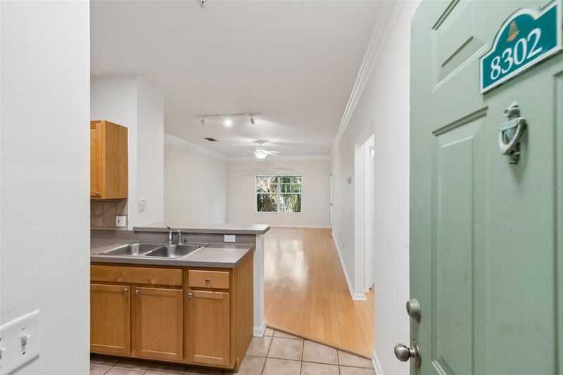 4207 Dale Mabry Hw #8302, Tampa, FL 33611