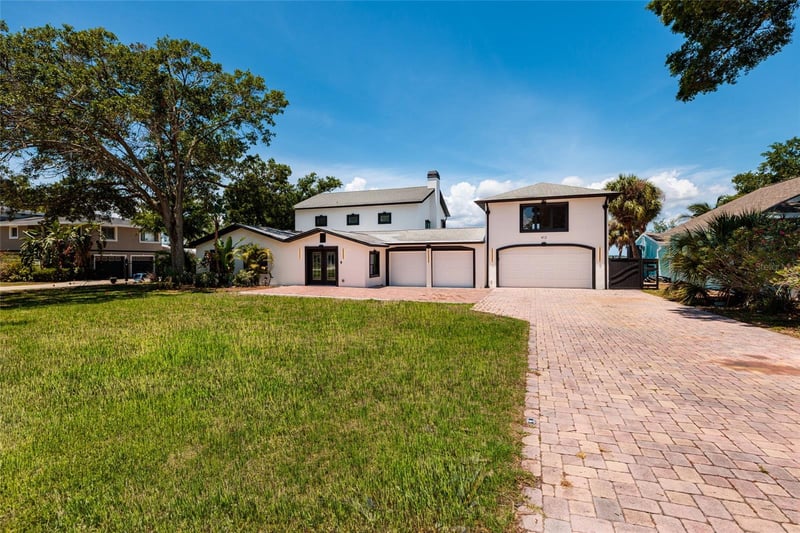 412 Shore Dr, Oldsmar, FL 34677