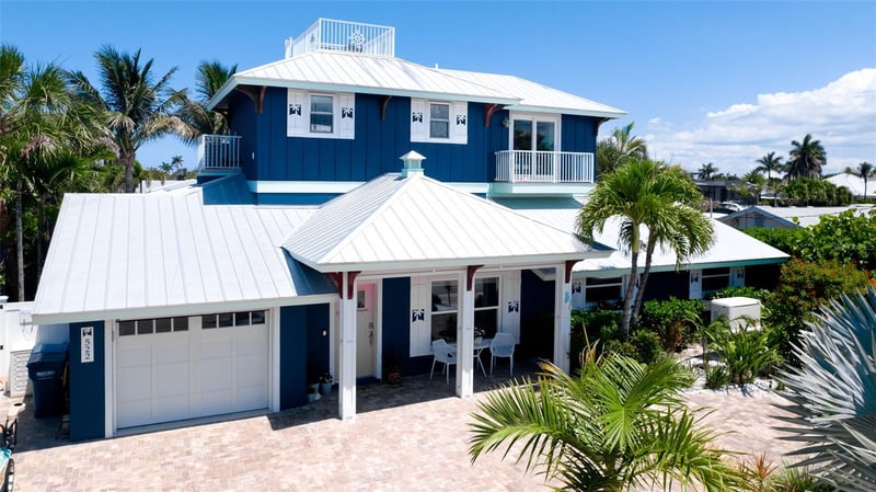 522 68th St, Holmes Beach, FL 34217