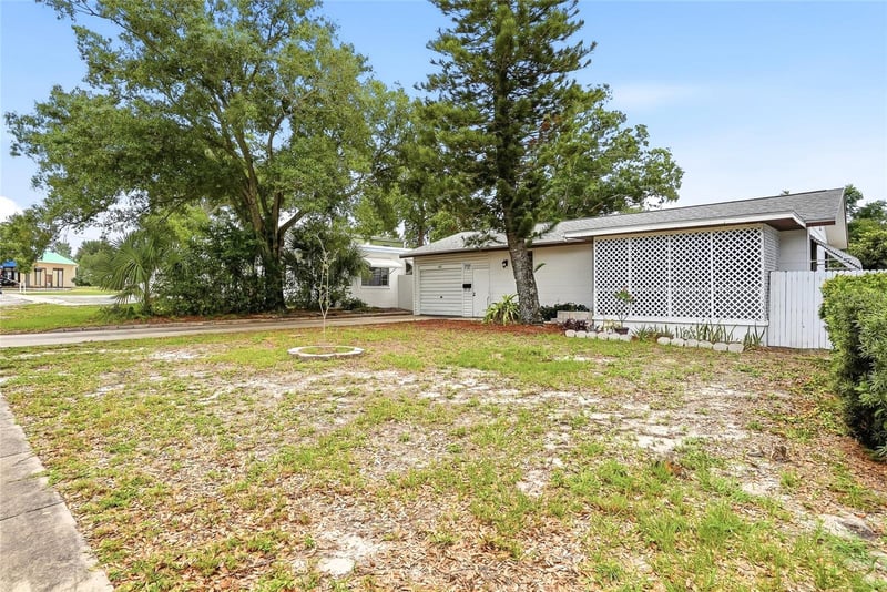1433 De Leon St, Clearwater, FL 33756