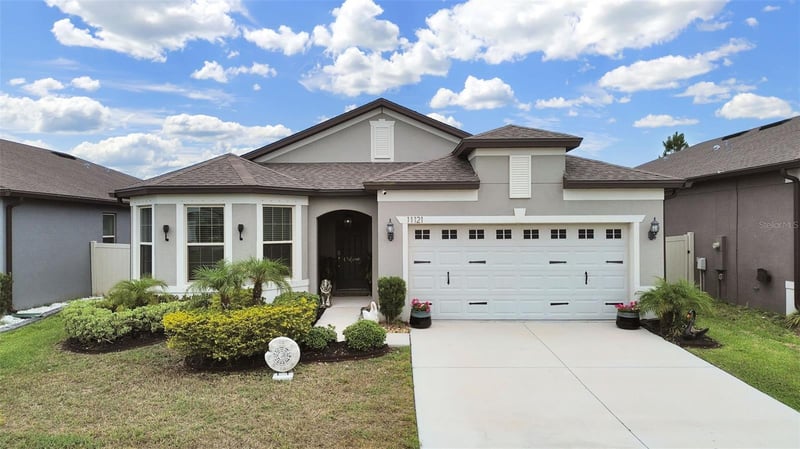 11121 Green Harvest Dr, Riverview, FL 33578