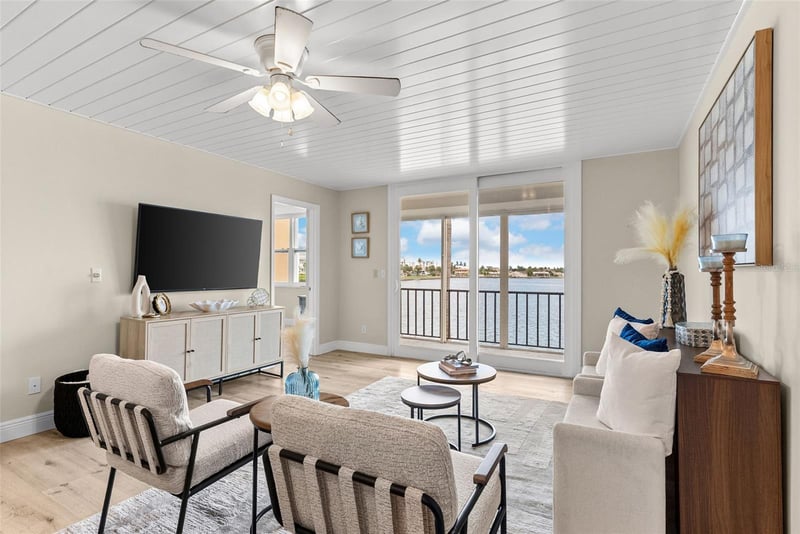 7920 Sun Island Dr S #202, South Pasadena, FL 33707