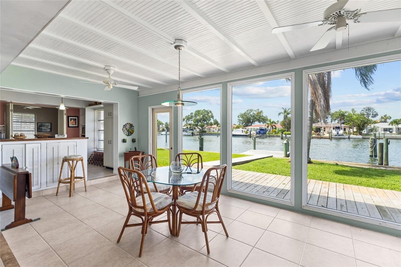 4133 49th Ave, St Petersburg, FL 33711