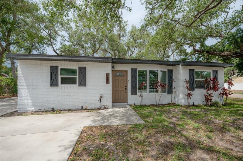 3401 Van Buren Dr, Tampa, FL 33611