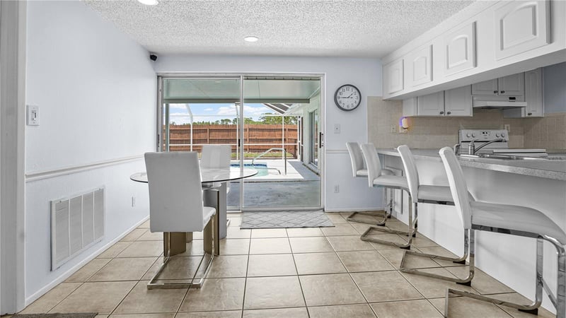 8747 Hemlock Ln, Port Richey, FL 34668