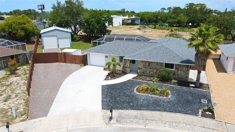 8747 Hemlock Ln, Port Richey, FL 34668