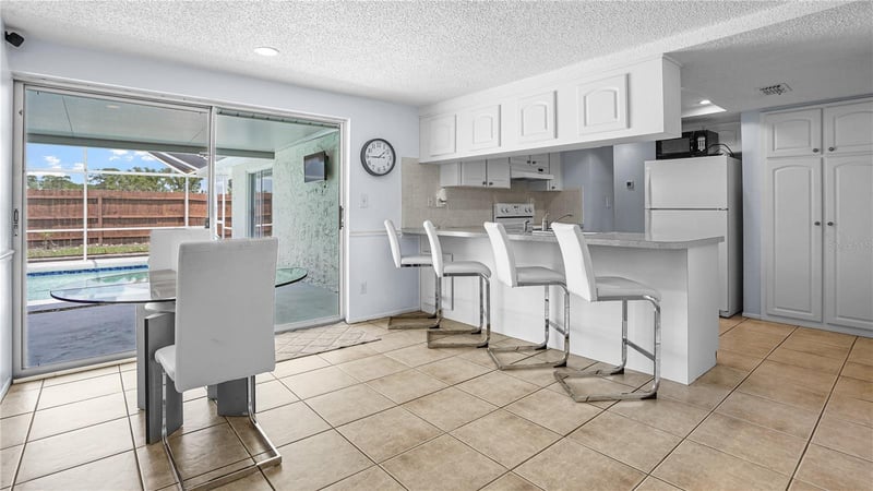 8747 Hemlock Ln, Port Richey, FL 34668