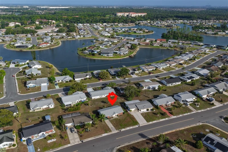 1216 Valley Forge Blvd, Sun City Center, FL 33573