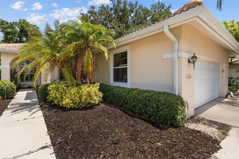 6662 Oakbrooke Cir, Bradenton, FL 34202