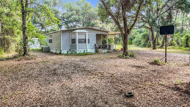 38625 County Line Rd, Zephyrhills, FL 33540