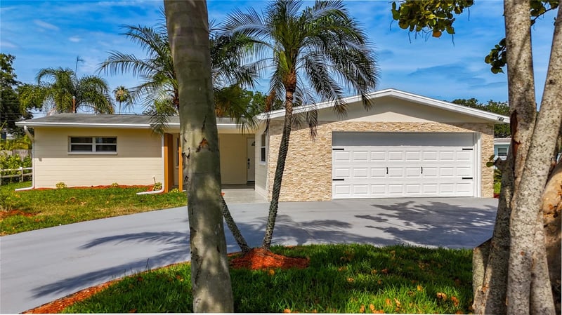 4101 Shore Acres Blvd, St Petersburg, FL 33703