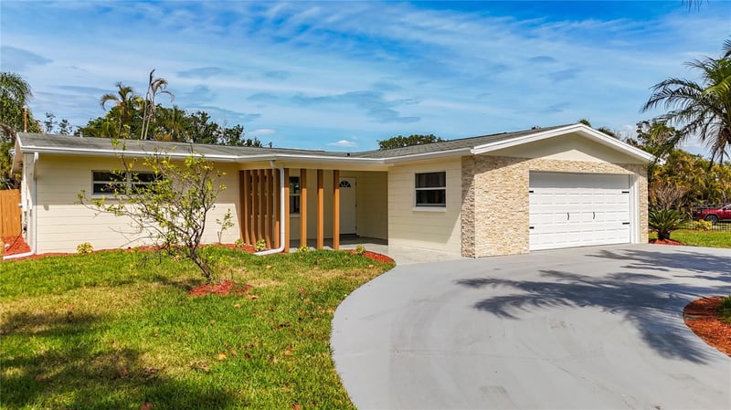 4101 Shore Acres Blvd, St Petersburg, FL 33703