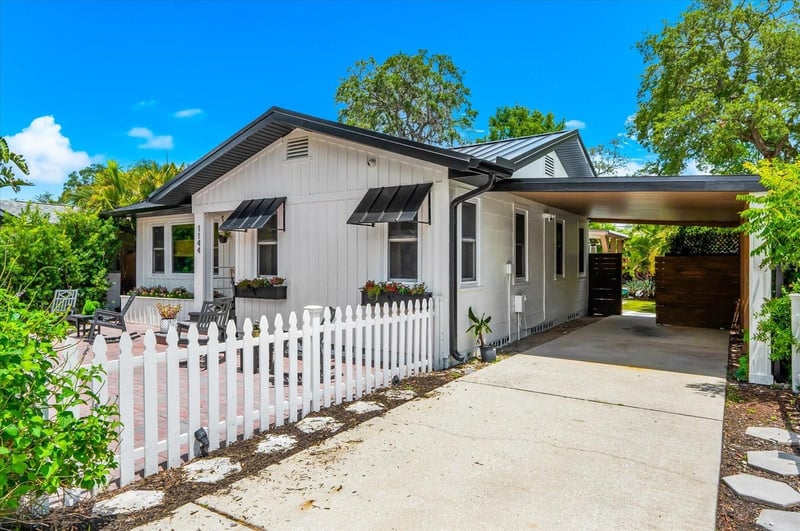 1144 Charles St, Clearwater, FL 33755