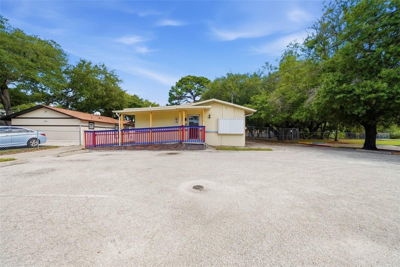 2886 Whitney Rd, Clearwater, FL 33760