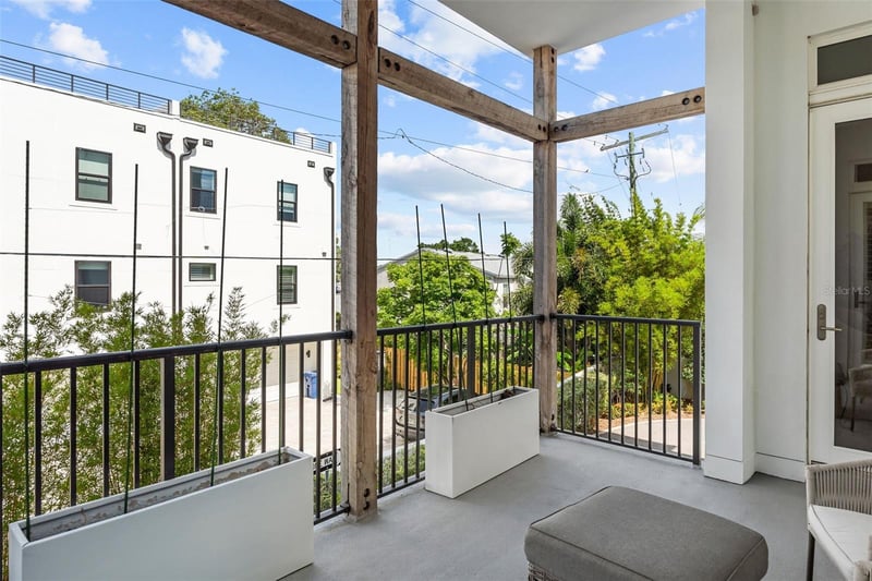 91 Davis Blvd #204, Tampa, FL 33606