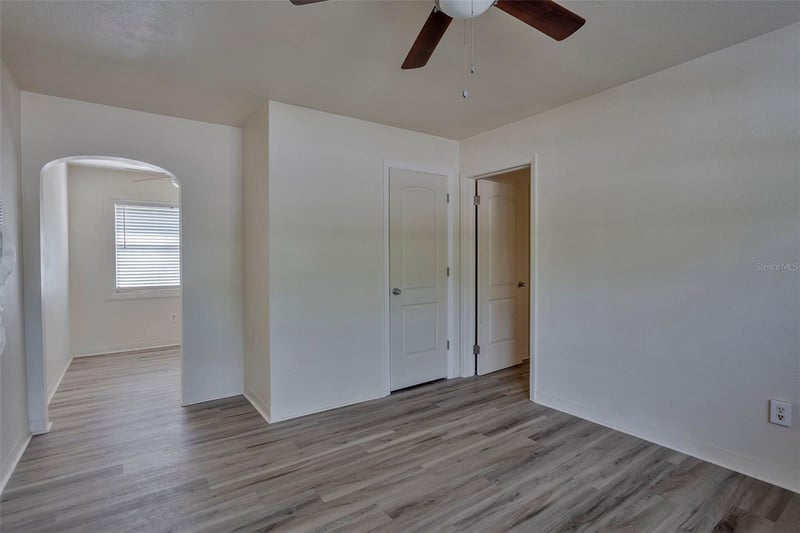 1102 Sunset Point Rd, Clearwater, FL 33755