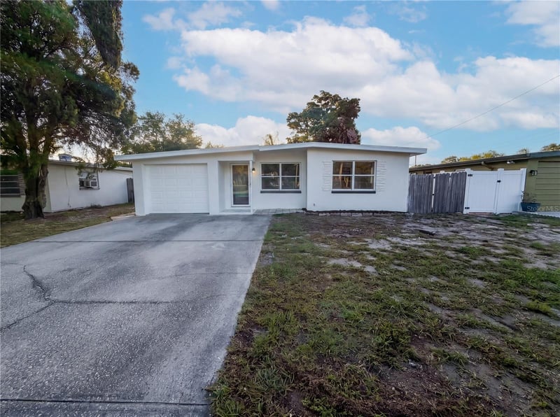 15037 Harding Ave, Clearwater, FL 33760