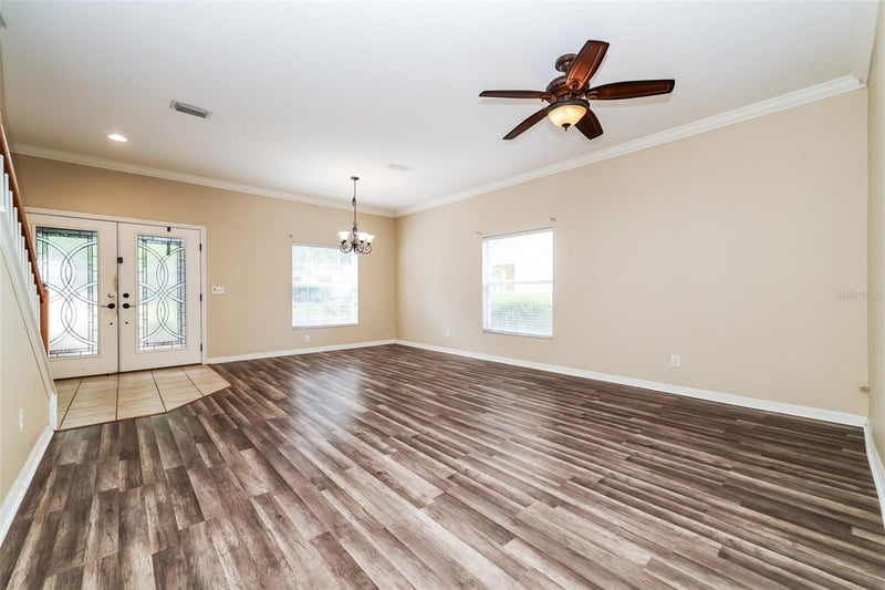 14831 Heronglen Dr, Lithia, FL 33547