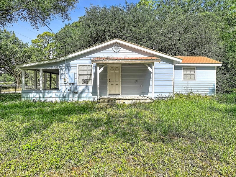 1007 Hawthorn St, Zephyrhills, FL 33540