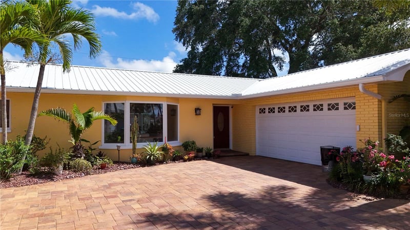 13254 87th Pl, Seminole, FL 33776