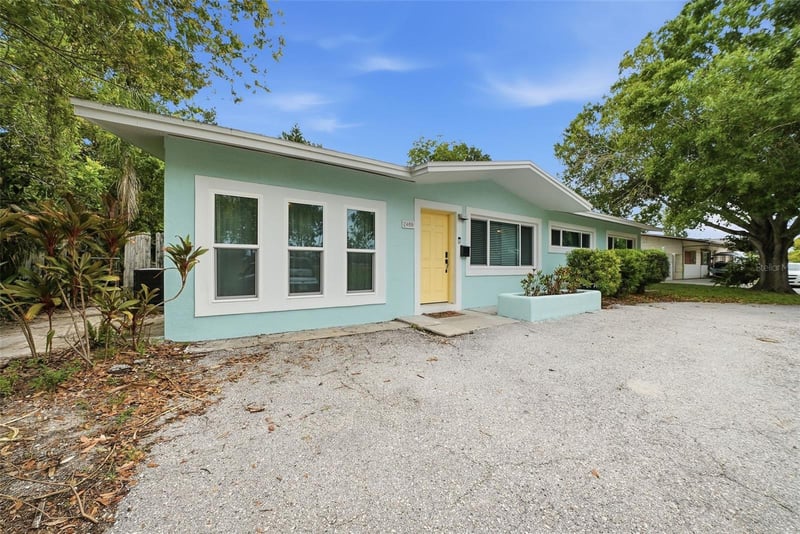 2489 58th St, St Petersburg, FL 33710