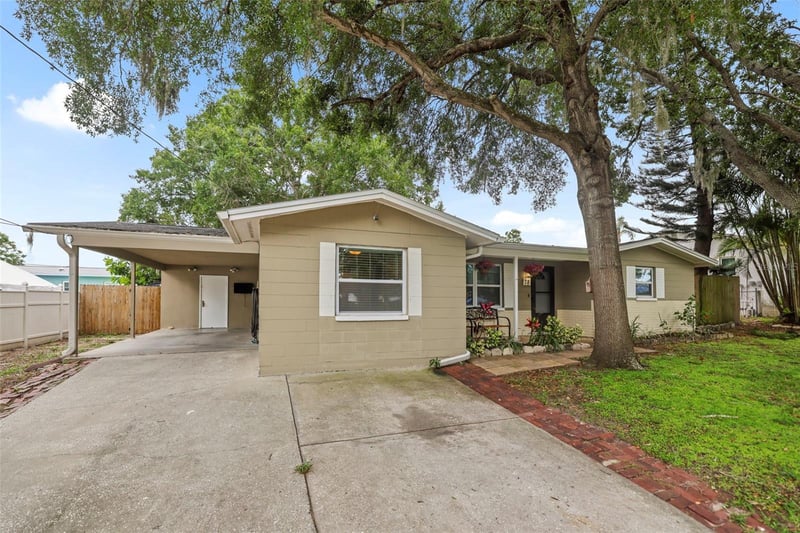 78 Maple Ave, Palm Harbor, FL 34684