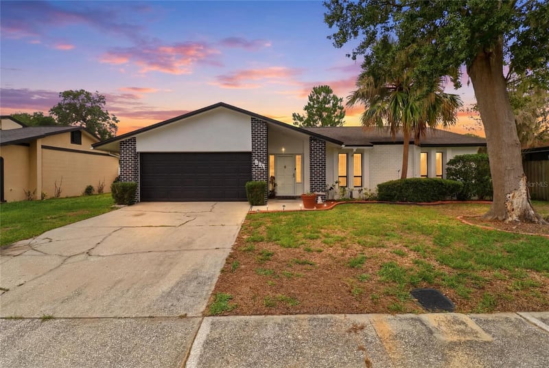 804 Centerwood Ct, Brandon, FL 33511