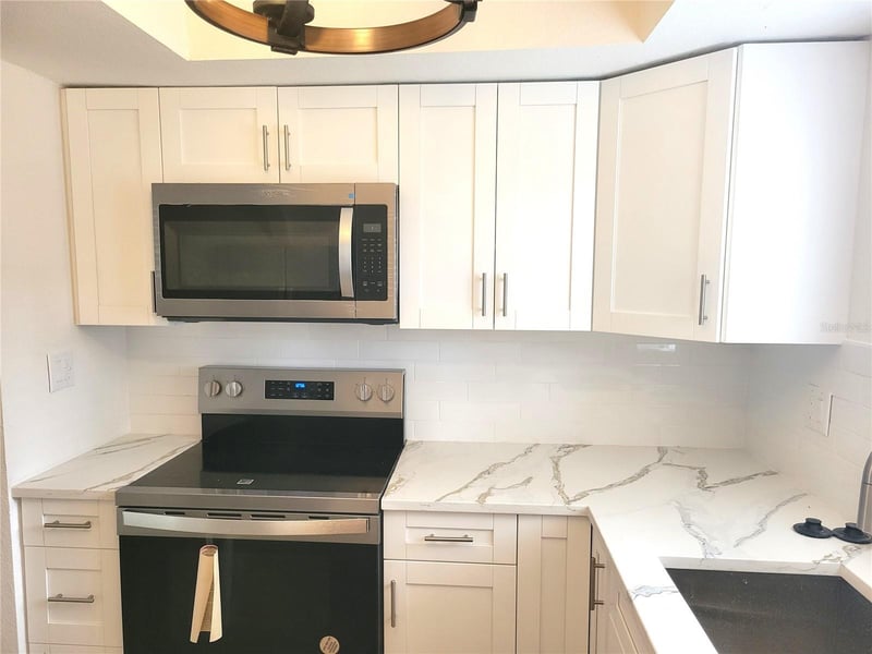 1835 Maryland Ave, St Petersburg, FL 33703