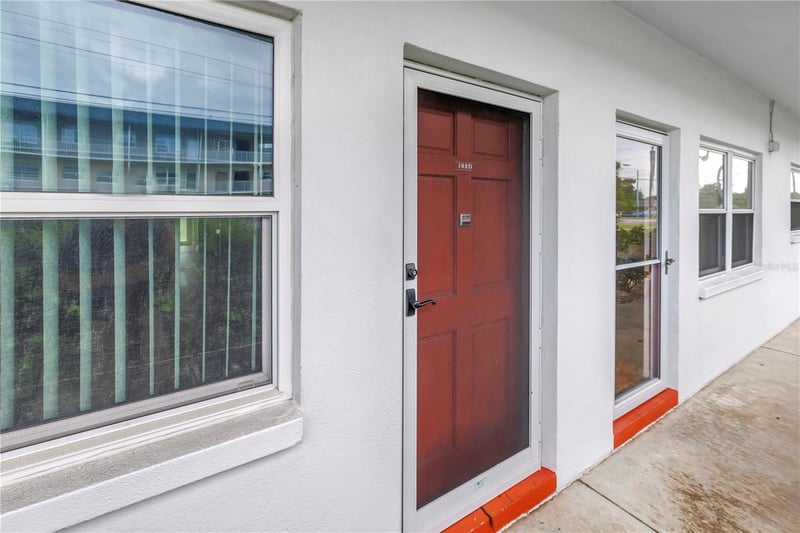 5729 13th Ave #102D, St Petersburg, FL 33710