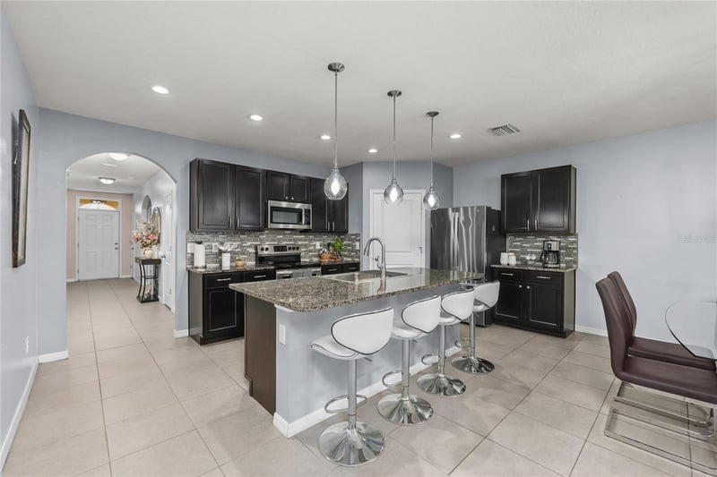 10607 Park Meadowbrooke Dr, Riverview, FL 33578