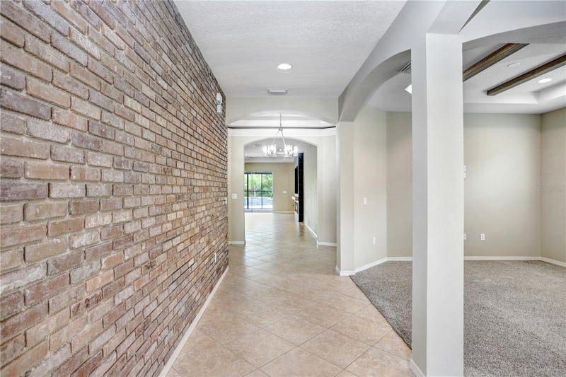 11318 Coventry Grove Cir, Lithia, FL 33547