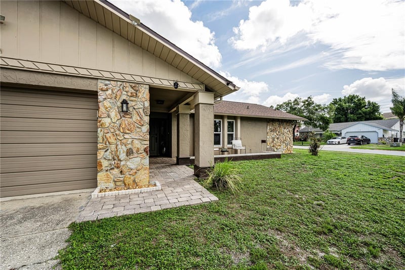 6907 Oldgate Cir, New Port Richey, FL 34655