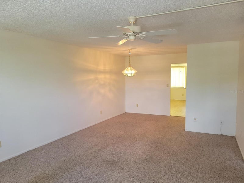 4890 Bay St #336, St Petersburg, FL 33703