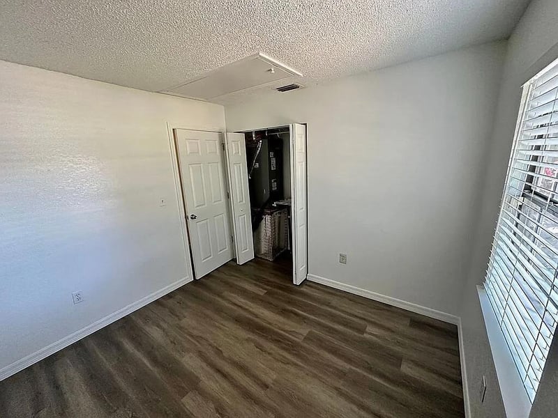 8603 29th St, Tampa, FL 33604