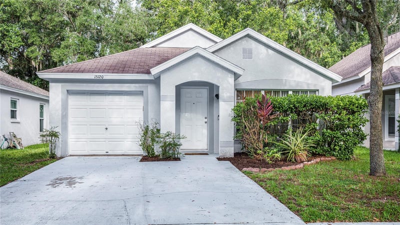 15120 Deer Meadow Dr, Lutz, FL 33559