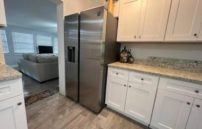 709 Bayshore Dr, Tarpon Springs, FL 34689