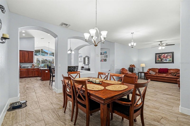 12515 Burgess Hill Dr, Riverview, FL 33579