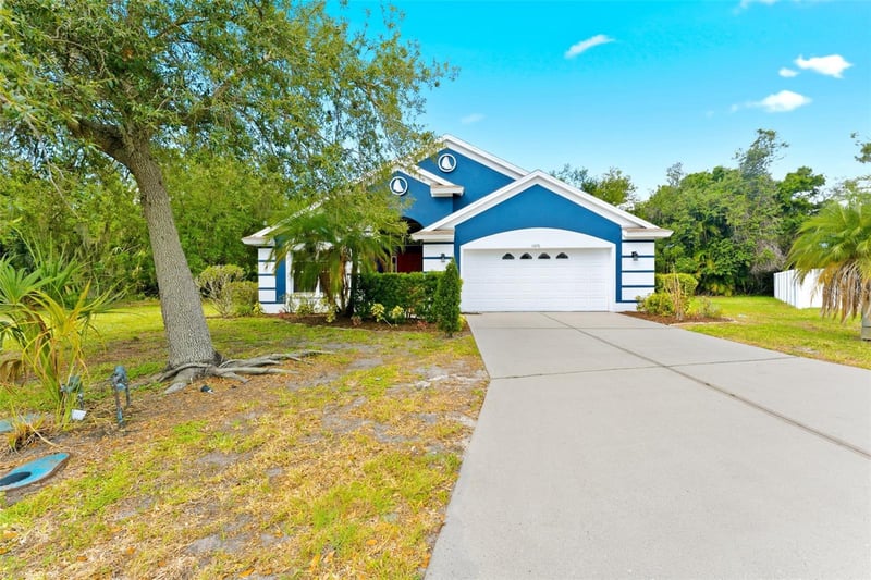 , Bradenton, FL 34203