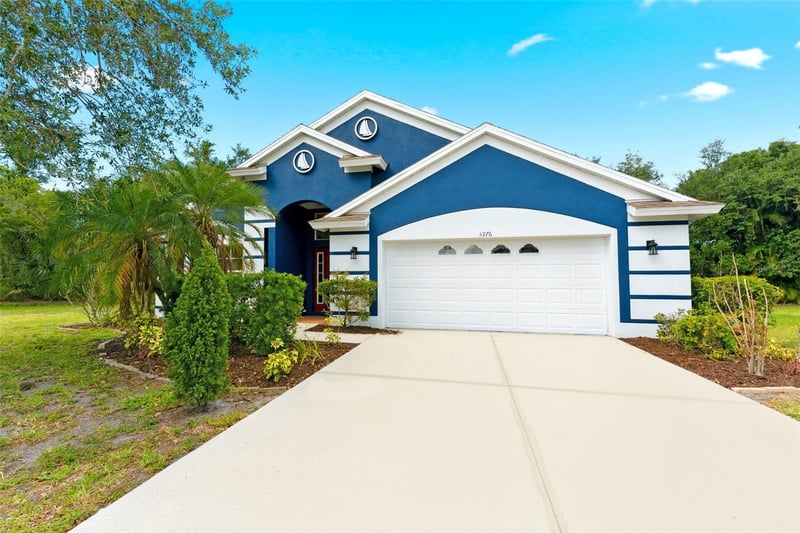 , Bradenton, FL 34203