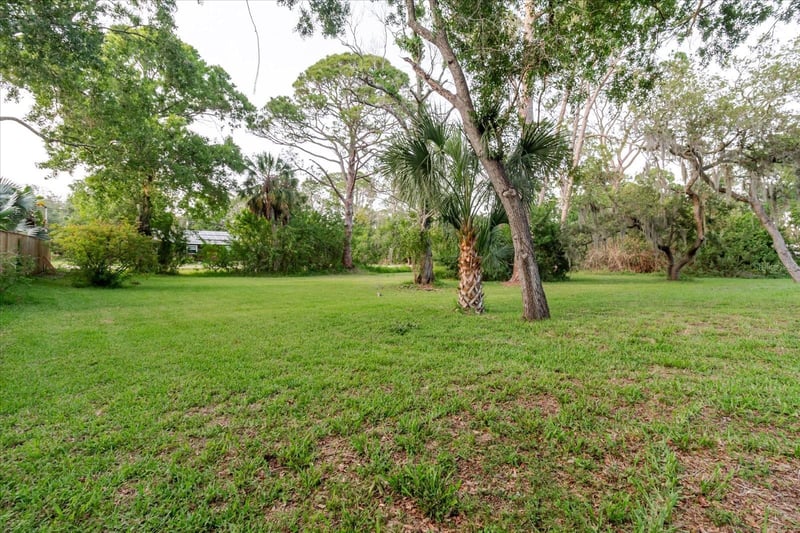 Highland Ave, Tarpon Springs, FL 34689