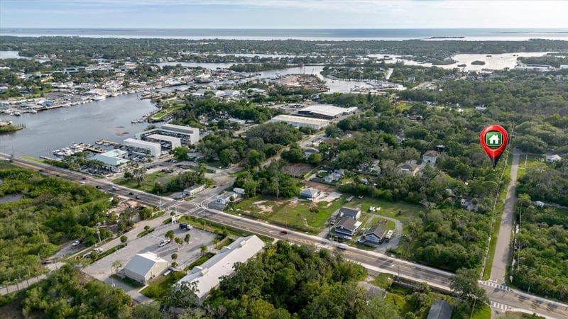 Highland Ave, Tarpon Springs, FL 34689