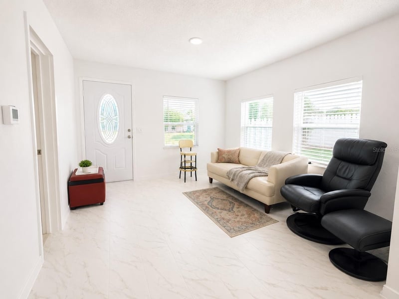 802 Jurgens St, Clearwater, FL 33755