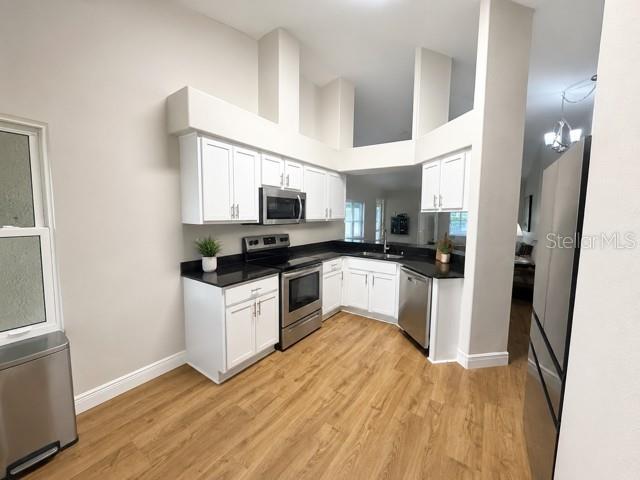30913 Bridgegate Dr, Wesley Chapel, FL 33545